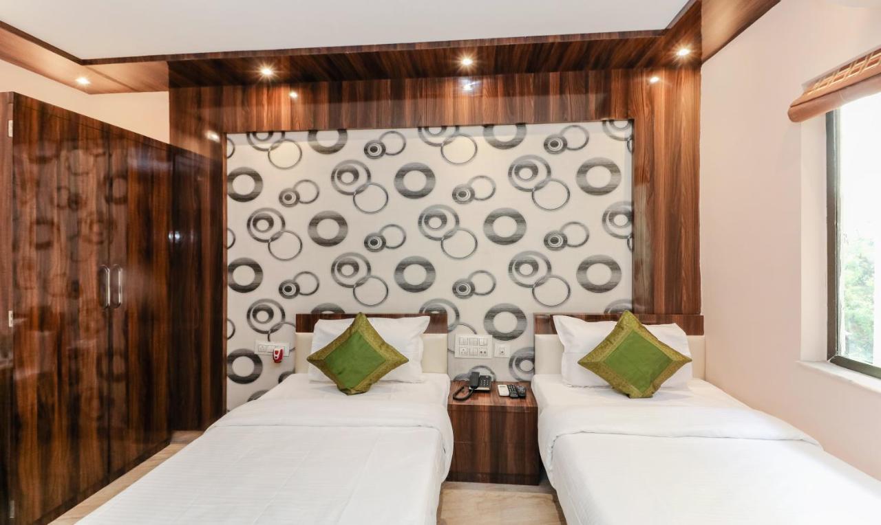 Treebo Trend Imperio Hotel Kalkutta Kültér fotó